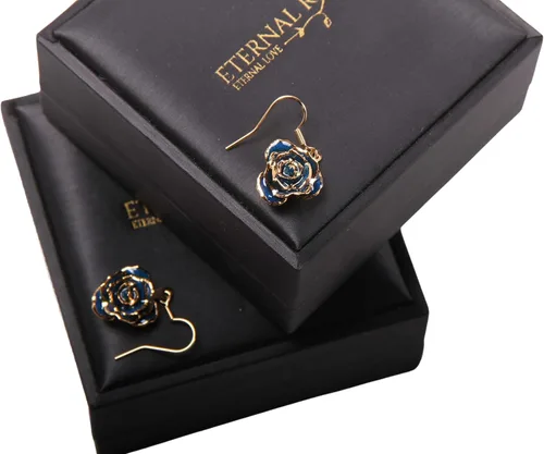 Vista 3 de Eternal Rose Pendientes colgantes de oro de 24 quilates con flor de rosa real para mujer Azul terciopelo