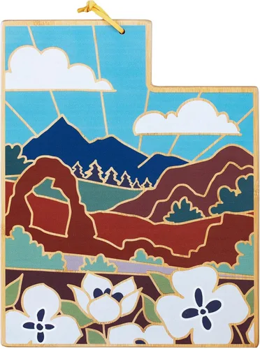 Vista 11 de Totally Bamboo Tabla de cortar con forma del estado de Alabama y plato para servir charcutería con ilustraciones de Summer Stokes, incluye cuerda