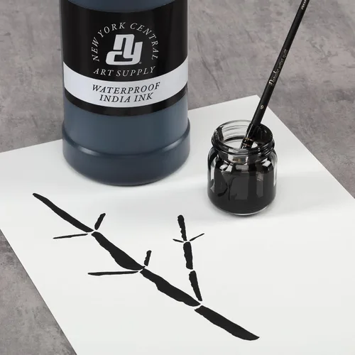 Vista 4 de New York Central Botella de tinta India de 1 onza: haz un impacto con tinta India negra mate, perfecta para artistas, caligrafía, ilustraciones y más