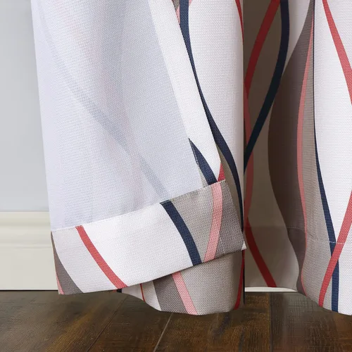 Vista 3 de No. 918 Intersect - Juego de 2 paneles de cortinas semitransparentes con ojales con estampado Ogee Gris níquel