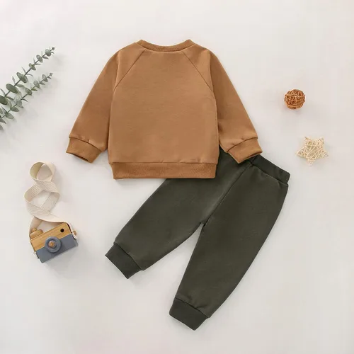 Vista 6 de Conjunto de sudadera de manga larga con cuello redondo para el día de San Valentín, para bebés, niños y niños pequeños, Marrón
