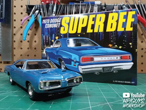 Vista 6 de MPC 1970 Dodge Coronet Super Bee Kit de modelo a escala 1:25