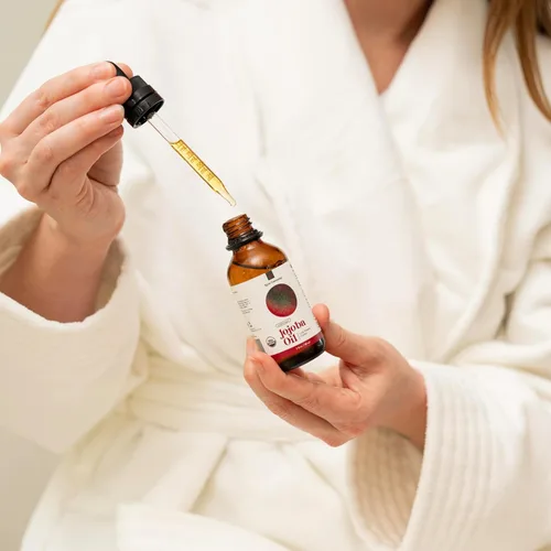 Vista 2 de Aceite de jojoba orgánico, aceite de jojoba prensado en frío para la cara, cuidado de la piel y el cuidado del cabello, certificado orgánico USDA