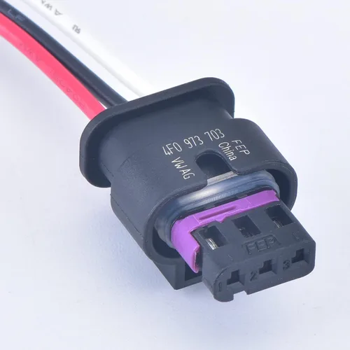 Vista 3 de 3 Pin PDC Sensor de estacionamiento Plug Auto Conector para Golf Passat A1 A3 A4 A6 A7 Q5 Q7 R8 4F0973703 1718653-1