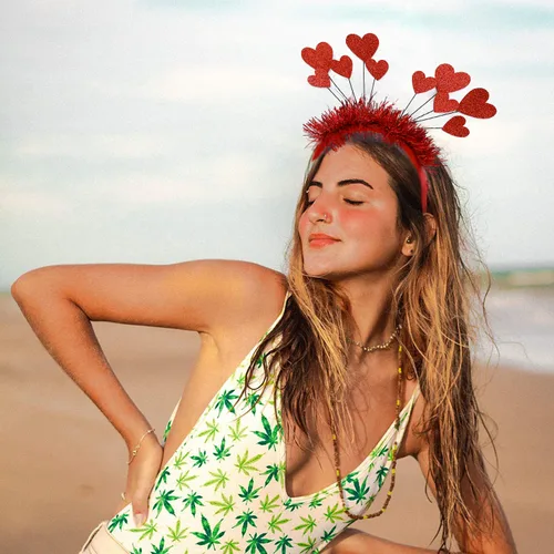 Vista 4 de ROMODIYA Diadema de corazón para el día de San Valentín, bandas para el cabello con lentejuelas de corazón rojo con purpurina, accesorios