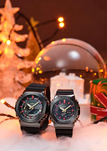 Vista 3 de Casio G-Shock GM-S2100CH-1AJF Precious Heart Selection Christmas Colors Reloj enviado desde Japón modelo 2021