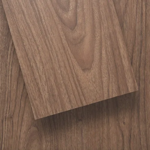 Vista 22 de LUCiDA SURFACES - Baldosas de vinilo de lujo, azulejos autoadhesivos para instalar uno mismo, 12 tablones con apariencia de madera, BaseCore - Blanc