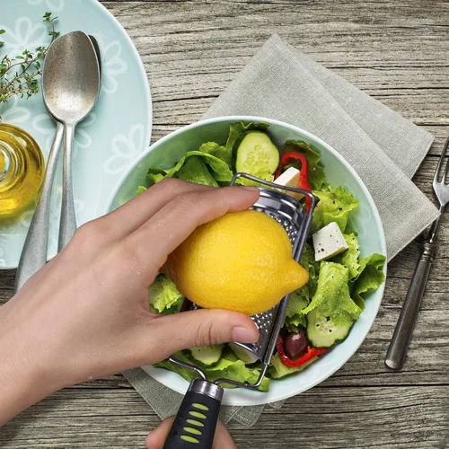 Vista 9 de Juego de rallador de queso de mano para cocina Mini rallador de queso de acero inoxidable con mango Zester de limón con cepillo de limpieza