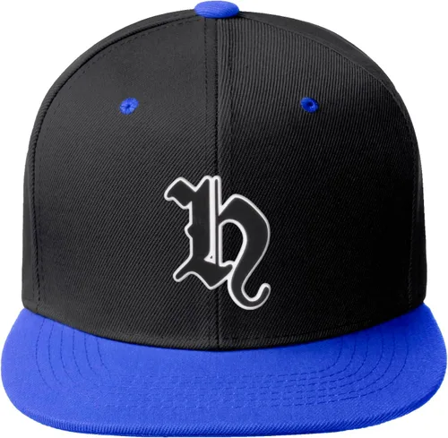 Vista 1317 de Daxton Gorra clásica con visera de billete plano con letras del alfabeto inglés antiguo de la A a la Z