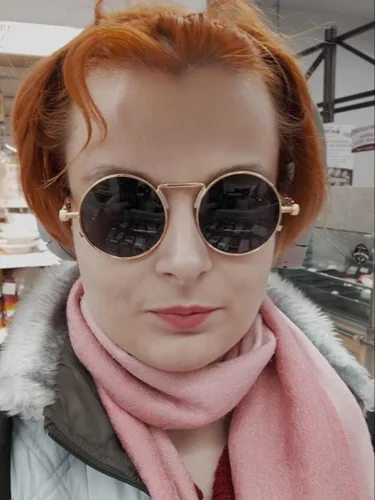 Vista 2 de AIEYEZO Gafas de sol redondas Steampunk con montura de metal gótico, 100% bloqueo UV