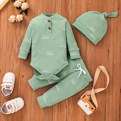Vista 2 de PATPAT Ropa para bebé recién nacido, con estampado de letras, mameluco, pantalones, gorro, 3 piezas