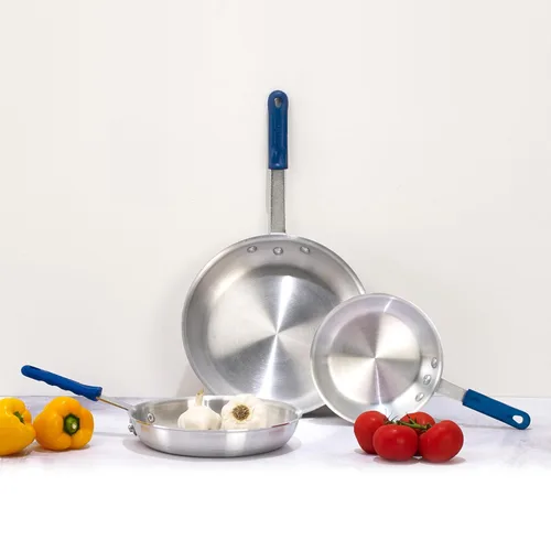 Vista 8 de Winware - Sartén de aluminio de 7 pulgadas con funda de silicona