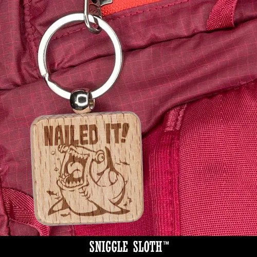 Vista 5 de Sniggle Sloth Llavero cuadrado de madera grabado con diseño de perro bulldog francés con corazón, Madera clara