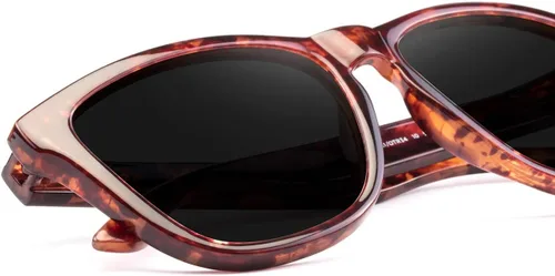 Vista 211 de Hawkers One Sunglasses for Men and Women - 100% UV400 Protection - Lightweight and Square Sunglasses