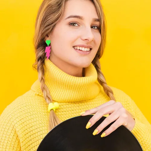 Vista 5 de Hot Pink 80s Earrings for Retro Party - Neon Lightning Bolt Heart Earrings for 90s 80s Halloween Costume - Acrylic Neon Earring Jewelry for Women