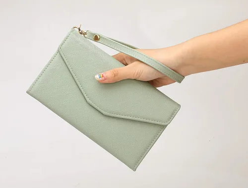 Vista 5 de Billetera y porta pasaporte y documentos de viaje (Ver.5) para mujer con bloqueo Rfid y correa para la muñeca #28 verde silencioso Ver.5