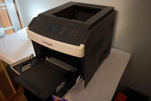 Vista 4 de Lexmark Impresora láser MS710dn B/W - 50 ppm - 40G0510