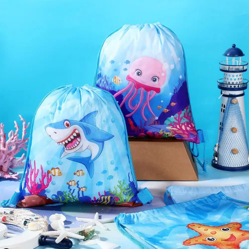 Vista 4 de Paterr Paquete de 12 bolsas de mochila con cordón para fiesta de animales del océano, bolsas de regalo de fiesta bajo el mar, bolsas de golosinas