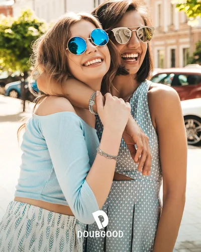 Vista 2 de doubgood - Pulseras de cuentas de oro para mujer, juego de pulseras apilables de oro para mujeres y hombres, pulsera de cuentas elásticas chapada