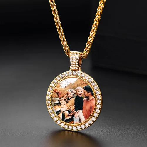 Vista 4 de U7 Collar con foto personalizada para hombres y mujeres, joyería de regalo personalizada de acero inoxidablechapado en oro, colgante de placa