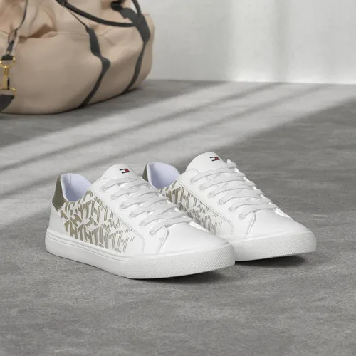 Vista 2 de Tommy Hilfiger Women's Loura3 Shoes