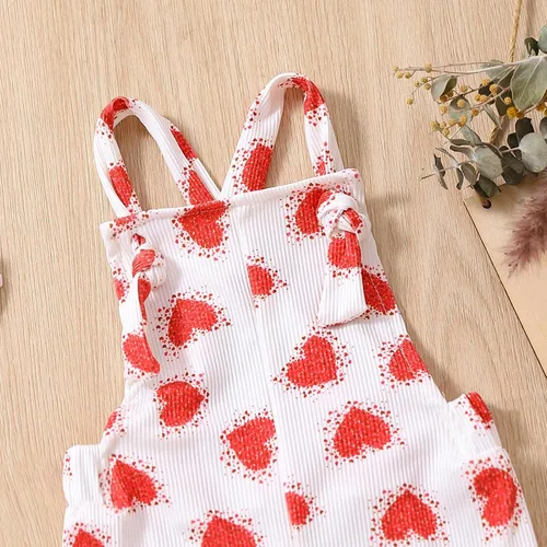 Vista 2 de TBUIALL Mameluco sin mangas con estampado de corazones para niñas pequeñas, para el día de San Valentín, ropa de bebé