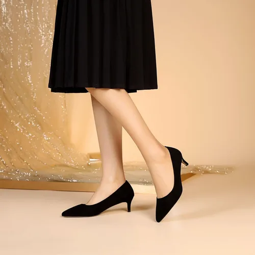 Vista 5 de NUMALEO Mujer Suede Slip On Night Club Sólido Gatito Punta puntiaguda 2 Pulgadas Tacón Bajo Zapatos De Tacón Casual Negro Talla 7.5 - Zapatos D