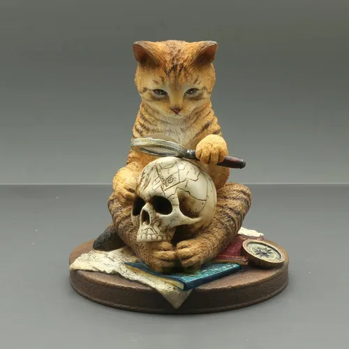 Vista 2 de Veronese Design 4 1/2 pulgadas una estatua pintada a mano de resina real del investigador privado del gato del rascador de la cabeza