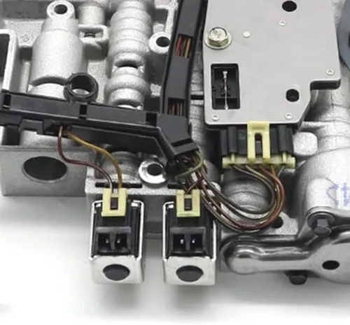 Vista 8 de Placa de cuerpo de válvula reconstruida 4L60E/4L65E y arnés compatibles con Chevy GMC 1996-2006 P1870