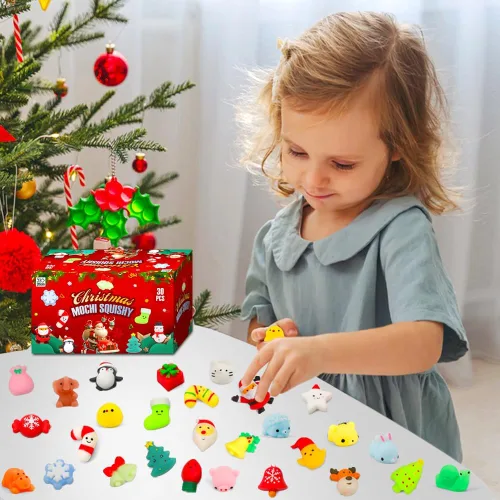 Vista 3 de Paquete de 30 juguetes esponjosos de Navidad, regalos de Navidad, regalos de Navidad, mini juguetes sensoriales Kawaii, juguetes sensoriales