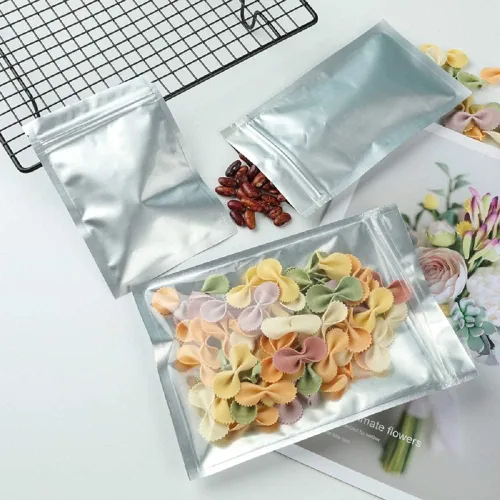 Vista 7 de Paquete de 100 bolsas de Mylar para almacenamiento de alimentos de 3.3 x 5.5 pulgadas, bolsas resellables a prueba de olores con ventana