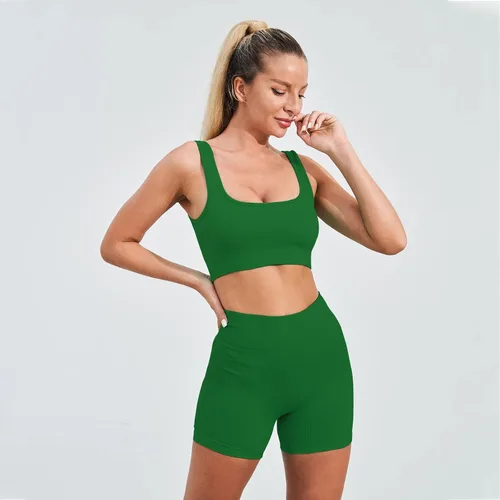 Vista 3 de Yodygaga Conjunto de yoga acanalado sin costuras de dos piezas para mujer, brasier deportivo con pantalones cortos de cintura alta