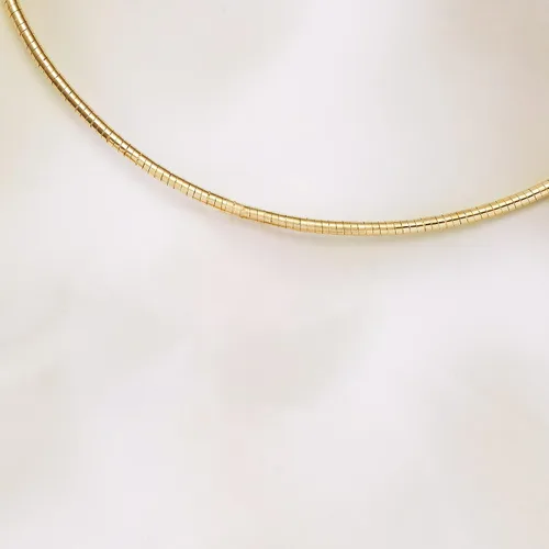 Vista 3 de Ross-Simons Italian 3mm 18kt Gold Over Sterling Silver Round Omega Necklace