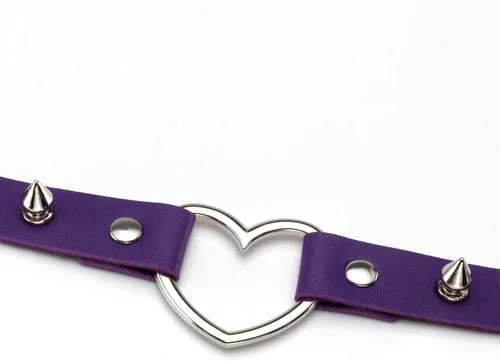 Vista 2 de MILAKOO - Collar de cuero sintético con corazón estilo punk