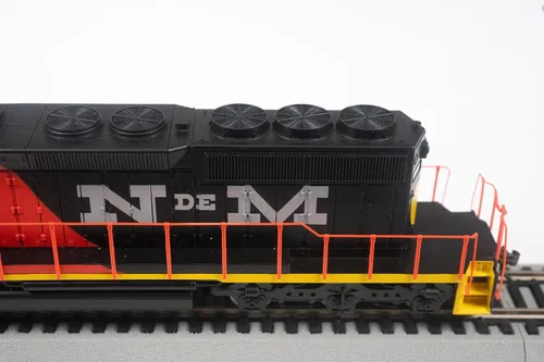 Vista 4 de Bachmann Trenes - EMD SD 40-2 DCC Ready Locomotora Diesel - Ferrocarriles Nacionales de México #8791 - Escala HO