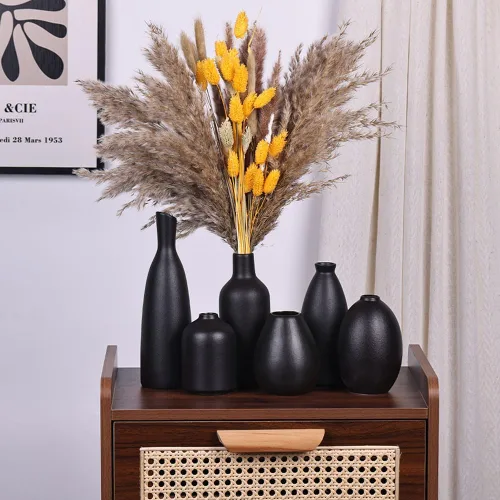 Vista 6 de Paquete de 6 jarrones pequeños de cerámica negra para decoración del hogar, jarrones pequeños y bohemios modernos para centros de mesa a granel