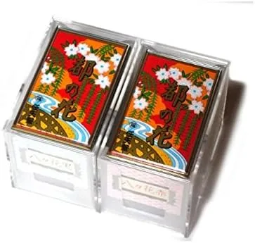 Vista 2 de Juego de tarjetas japonesas Nintendo. Juego Hanafuda Miyako no Hana, rojo