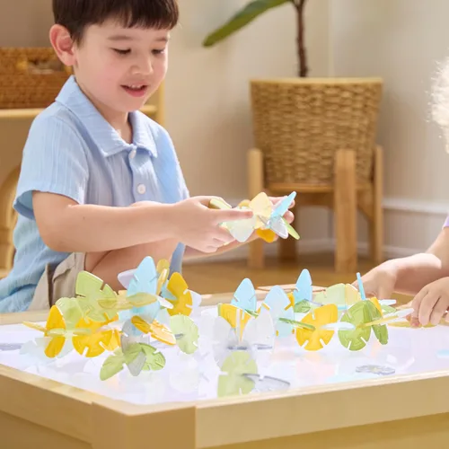 Vista 2 de Guidecraft Interlox Leaves - Juego de 96 piezas: juguete de construcción - Creatividad y juguetes educativos de construcción para niños