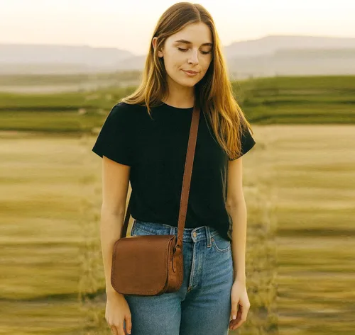 Vista 3 de cuero 7 pulgadas pequeño hecho a mano Crossbody hombro cuero genuino iPadTablet Vintage Messenger Bag para 6.5 pulgadas iPad pro para mujeres hombres