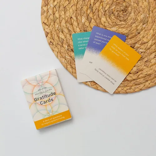 Vista 2 de Holstee Tarjetas de gratitud – 104 indicaciones para el diario de gratitud y la conversación Mindful Self-Care Deck, hecho con una vida agradecida