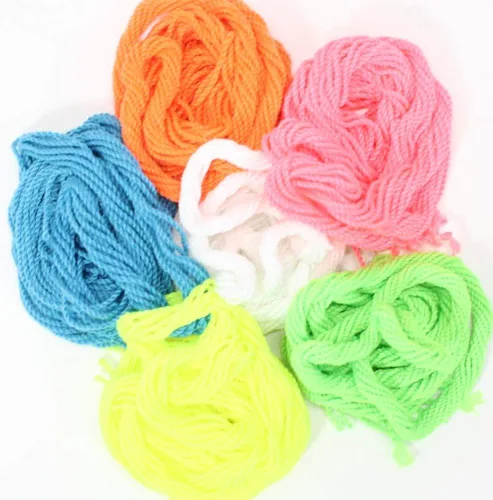 Vista 2 de Twisted Stringz Cuerdas Yo-Yo – Poliéster – Cuerda YoYo sólida extra gruesa – 10 unidades (blanco)