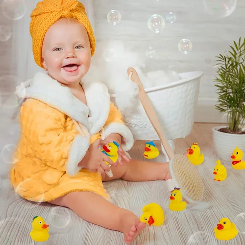 Vista 5 de Juego de 15 patos de goma de juguete de baño, 2 pulgadas, juego de pato flotante de goma chirriante para baby shower, bañera y piscina