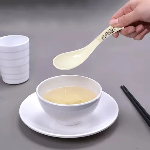 Vista 4 de Honbay 6 cucharas de sopa con patrón floral de melamina para el hogar, cocina, restaurantes y salas de catering