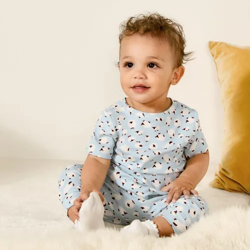 Vista 2 de Tienda Essentials x Sofia Grainge - Conjunto de pantalón y camiseta unisex para niños pequeños y bebés