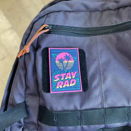 Vista 3 de Stay Rad Parche de PVC Morale: parches tácticos de gancho