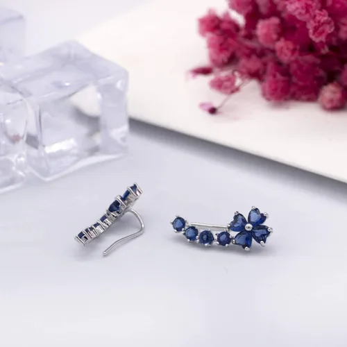 Vista 5 de YOQUCOL Aretes de circonita cúbica para mujer, con forma de flor, para niñas, Metal Cristal