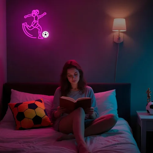 Vista 4 de Letrero de neón de fútbol de OkiyiD para niñas - Decoración de pared deportiva regulable con alimentación USB, regalos únicos para mujeres y niñas