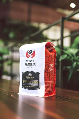 Vista 8 de Café a granel Signature Blend de tostado medio, ciclo completo 5 libras