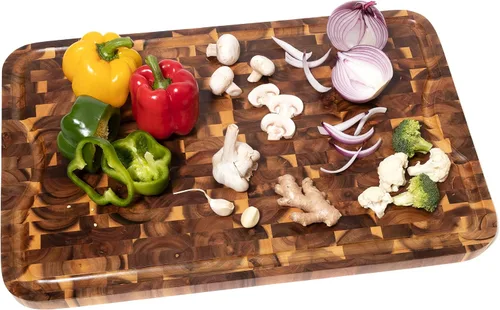 Vista 2 de Lipper International 1260 Acacia Supreme End Grain Tabla de cortar y tallar con ranura para jugo, 24" x 16" x 1