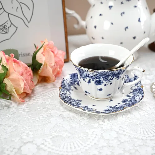 Vista 5 de Bone China - Juego de taza de té y platillo, 3 piezas, estilo vintage, juego de taza de té y platillo para mujeres y fiestas de té, caja de regalo